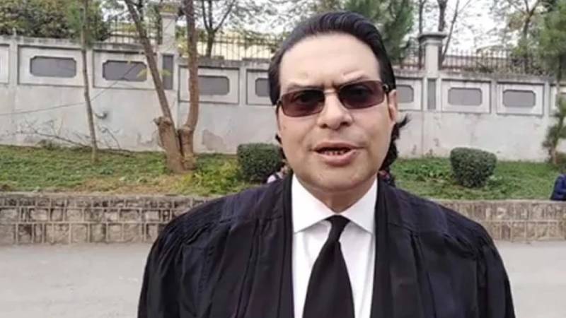 وزیراعلیٰ کے پی علی امین گنڈا پور کو تبدیل کرنے کا فیصلہ، سہیل آفریدی کو نیا وزیراعلیٰ مقرر کیا جائے گا: بیرسٹر سلمان اکرم راجہ  کی تصدیق