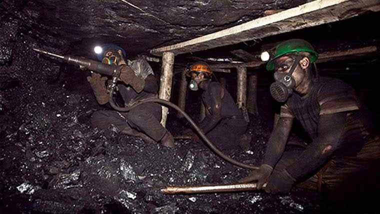خیبرپختونخوا کے ضلع کرم میں کوئلے کی کان بیٹھ گئی ، پانچ کان کن جاں بحق