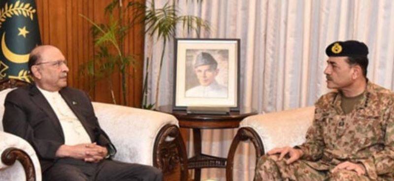 صدر آصف علی زرداری سے فیلڈ مارشل عاصم منیر کی اہم ملاقات، ملکی و خارجی سلامتی پر تبادلہ خیال