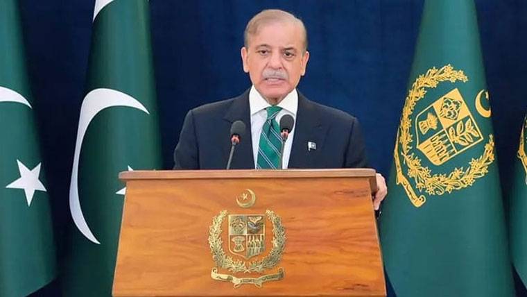 وزیراعظم نے ملک بھر میں گھریلو صارفین کیلئے گیس کنکشن کھولنے کا اعلان کردیا