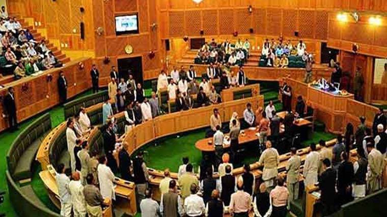  وزیراعظم انوارالحق کے خلاف آج تحریک عدم اعتماد جمع کرائے جانے کا امکان