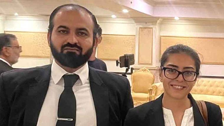  ٹویٹ کیس : ایمان مزاری اور ہادی علی چٹھہ کے خلاف فرد جرم عائد