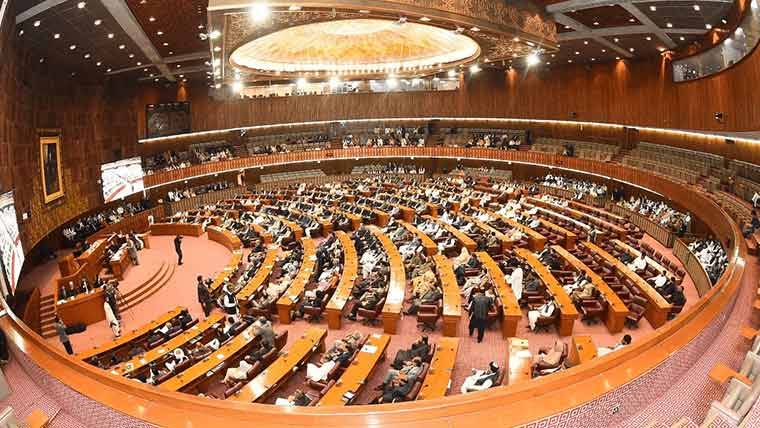 حکومت کی جانب سے 27 ویں آئینی ترمیم منظور کرانے کی منصوبہ بندی جاری