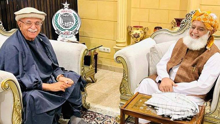 فضل الرحمان سے محمود خان اچکزئی و دیگر کی ملاقات،27ویں آئینی ترمیم پر تبادلہ خیال