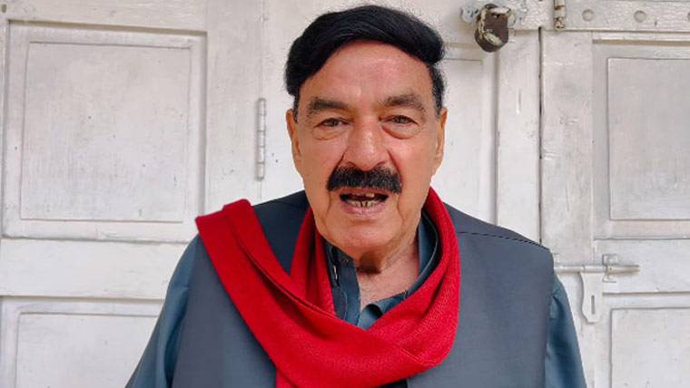 شیخ رشید کو عمرہ کی ادائیگی سے روکنے کے خلاف لاہور ہائیکورٹ میں پٹیشن، فریقین کو نوٹس جاری