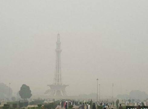لاہور اور پنجاب میں فضائی آلودگی خطرناک حد تک پہنچ گئی