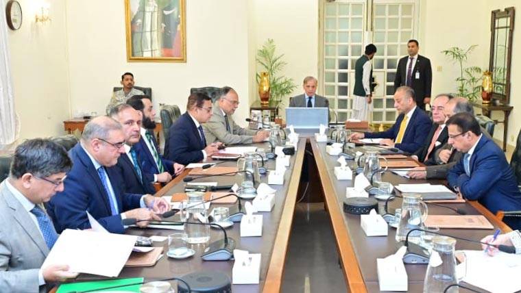 وزیراعظم شہباز شریف کی آئندہ مون سون کے نقصانات سے بچاؤ کے لیے حفاظتی تیاریوں کی ہدایت