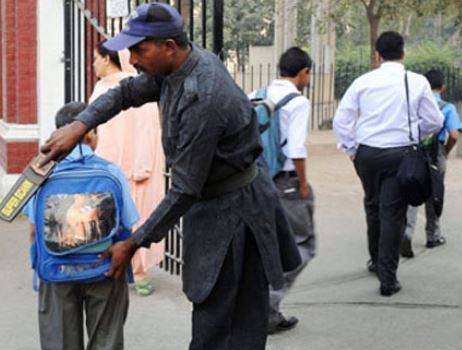 محکمہ تعلیم نے سکولوں میں سکیورٹی کے لیے نئے ایس او پیز جاری کر دیے