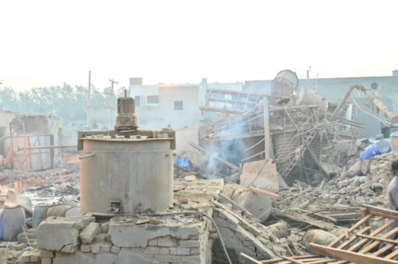 فیصل آباد میں فیکٹری دھماکے کے بعد 7 مکانات متاثر، وزیراعلیٰ پنجاب نے رپورٹ طلب کر لی