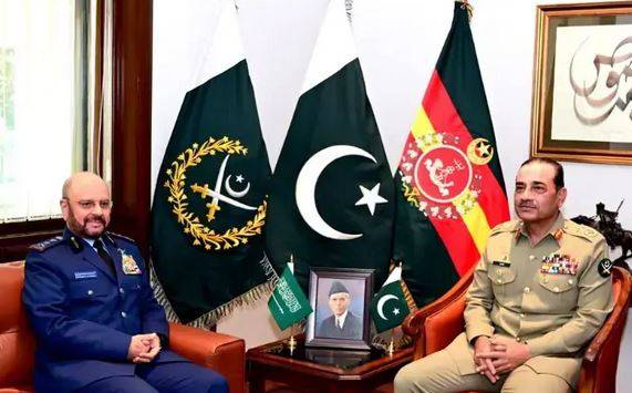 فیلڈ مارشل عاصم منیر کی سعودی چیف آف جنرل اسٹاف سے ملاقات، دفاعی تعاون مضبوط کرنے پر بات