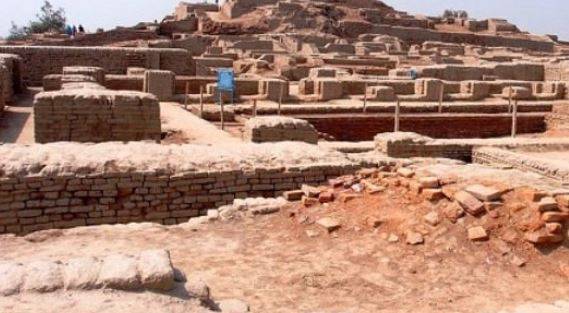 سندھ  مانگنے والے لال قلعہ اور جامعہ مسجد دلی کب واپس کر رہے ہیں ؟