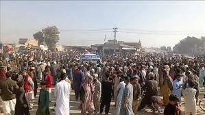 شکارپور میں پولیس مقابلے میں 9ڈاکو ہلاک، 2 ڈی ایس پیز سمیت 4 اہلکار زخمی