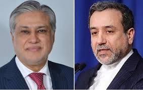 نائب وزیرِاعظم اسحاق ڈار اور ایرانی وزیرِ خارجہ عباس عراقچی کی ٹیلی فونک گفتگو: پاک ایران تعلقات اور خطے کی صورتحال پر تبادلۂ خیال