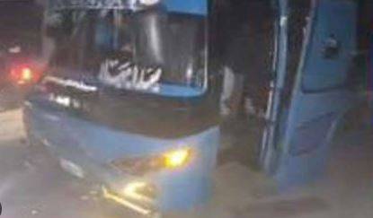 مسافر کوچ پر حملے، اغوا اور پولیس مقابلے کا مقدمہ کھمبڑا تھانہ میں درج