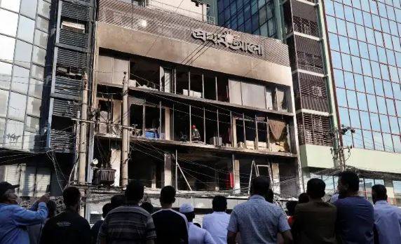بنگلہ دیش میں نوجوان سیاسی رہنما کی ہلاکت کے بعد احتجاج، انتخابی بے امنی کے خدشات