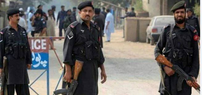 دہشتگردی کے خلاف خیبرپختونخوا پولیس کو جدید اسلحہ و آلات سے لیس کرنے کا فیصلہ