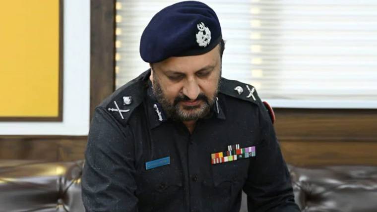 جاوید عالم اوڈھو نے آئی جی سندھ کے عہدے کا چارج سنبھال لیا