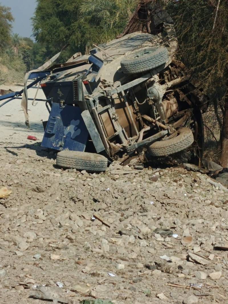 ٹانک: تھانہ گومل کے علاقے میں آئی ای ڈی دھماکہ، 6 پولیس اہلکار شہید