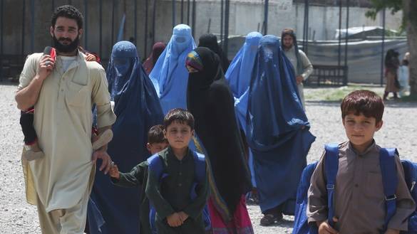 افغان طالبان رجیم کو سفارتی محاذ پر مشکلات، عالمی برادری افغان پناہ گزینوں سے گریزاں