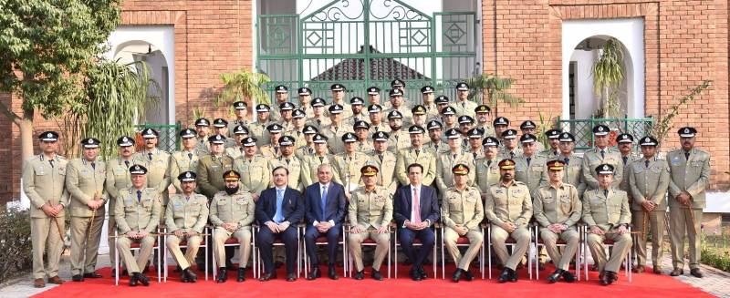 فیلڈ مارشل سید عاصم منیر کا نیشنل پولیس اکیڈمی اسلام آباد کا دورہ، داخلی سلامتی پر زور