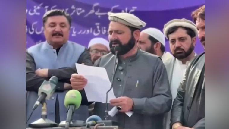 باڑہ سیاسی اتحاد کے تیراہ میں نقل مکانی کرنےوالےمتاثرین کی حمایت کااعلان