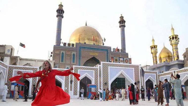 سیہون میں حضرت لعل شہباز قلندر کا 774واں عرس، جشن کا ماحول برقرار