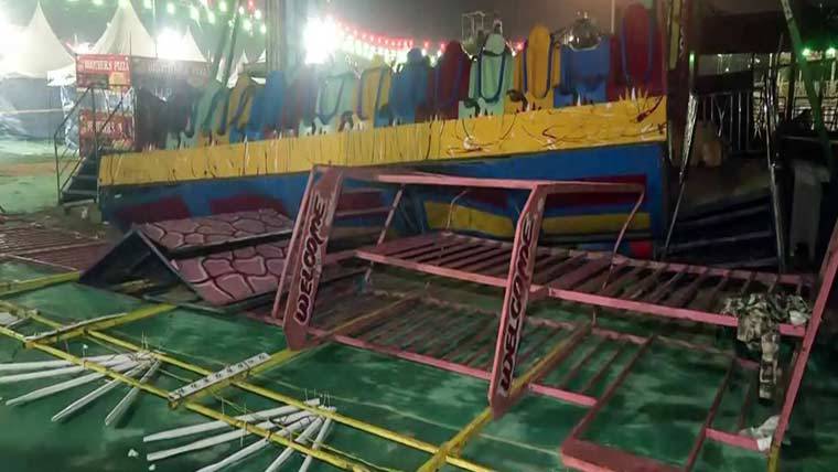 بھارتی ریاست ہریانہ میں سورج کنڈ میلے میں جھولا گرنے سے پولیس افسر ہلاک، 13 زخمی
