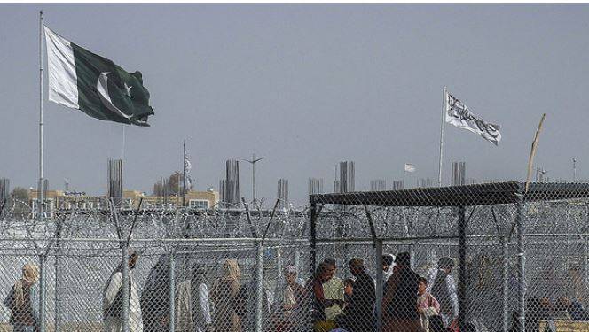 افغان سرحد کی بندش قومی سلامتی کا تقاضا؛ عالمی جریدے نے پاکستان کی حکمت عملی کو 'بہترین' قرار دے دیا