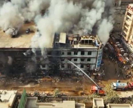 سانحہ گل پلازہ: جسٹس آغا فیصل کی سربراہی میں جوڈیشل کمیشن کی لواحقین سے ملاقات