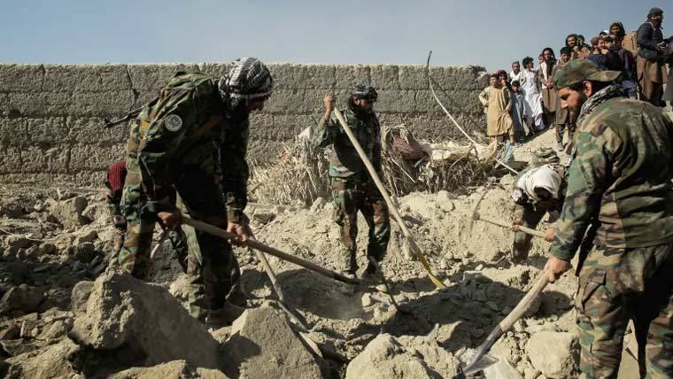 افغان طالبان رجیم کی دہشتگردوں کی پشت پناہی بے نقاب ، پاکستانی فضائی کارروائی سے متاثرہ علاقوں تک میڈیا رسائی روک دی 