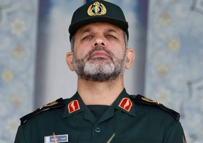 ایرانی پاسداران انقلاب نے برگیڈیئر جنرل احمد وحیدی کو نیا کمانڈر انچیف مقرر کر دیا