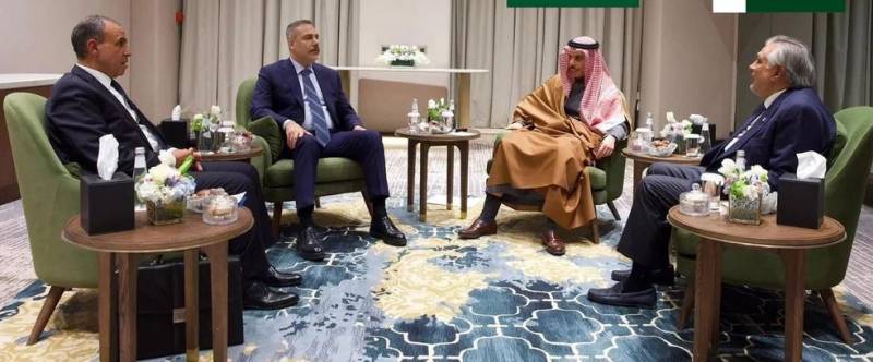 مشرقِ وسطیٰ میں امن مشن؛ اسلام آباد عالمی سفارت کاری کا مرکز بن گیا