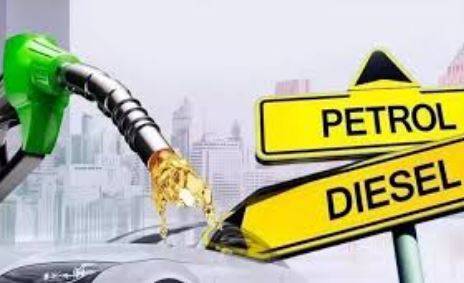 وزیرِ اعظم نے ڈیزل کی قیمت میں بڑی کمی کی منظوری دے دی