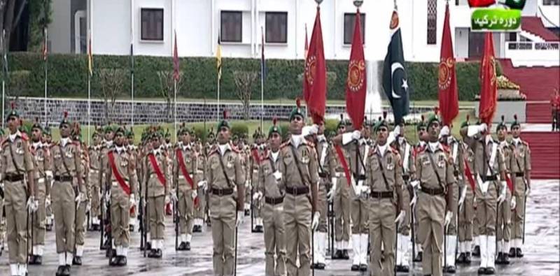پی ایم اے کاکول میں پاسنگ آؤٹ کی پروقار تقریب: ایئر چیف مارشل ظہیر احمد بابر سدھو کی بطور مہمانِ خصوصی شرکت