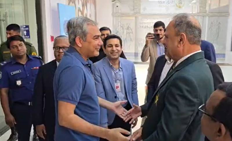 وفاقی وزیر داخلہ و چیئرمین پی سی بی محسن نقوی دو روزہ دورے پر بنگلہ دیش پہنچ گئے، شاندار استقبال
