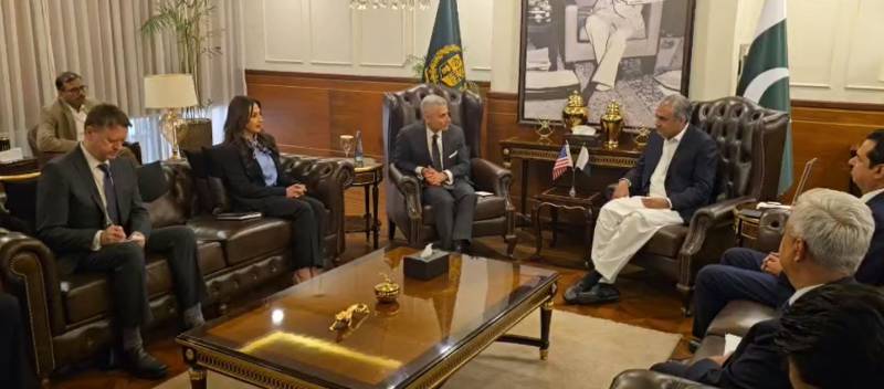 پاک امریکہ بیٹھک: ٹرمپ دور میں تعلقات مضبوط، براہِ راست پروازیں شروع کرنے کی خواہش