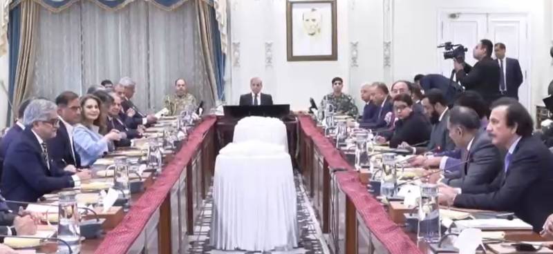 نجی شعبے کی شراکت داری کے بغیر معاشی ترقی ناممکن، غیر دستاویزی معیشت کو ہر صورت ٹیکس نیٹ میں لائیں گے؛وزیراعظم کا صنعتکاروں کو دوٹوک پیغام