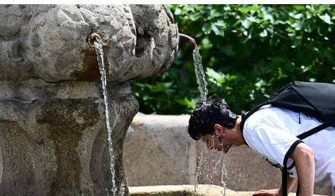 سپین میں گرمی کی شدت بے قابو، ہیٹ ویو سے اموات میں تشویشناک اضافہ