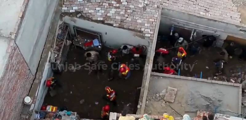 لاہور: ٹیوشن سینٹر کی چھت گرنے سے 14 بچے جاں بحق، 9 کی نمازِ جنازہ ادا، تدفین مکمل