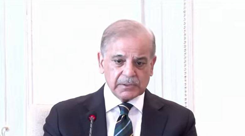 گروپ کیپٹن عاصم طارق کی قربانی ناقابلِ فراموش، وزیراعظم کا ملزم کو سزا دلانے کا عزم