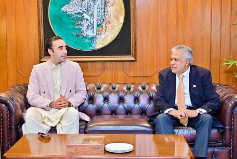اسحاق ڈار اور بلاول بھٹو زرداری کی ملاقات، آزاد کشمیر انتخابات پر اتفاق