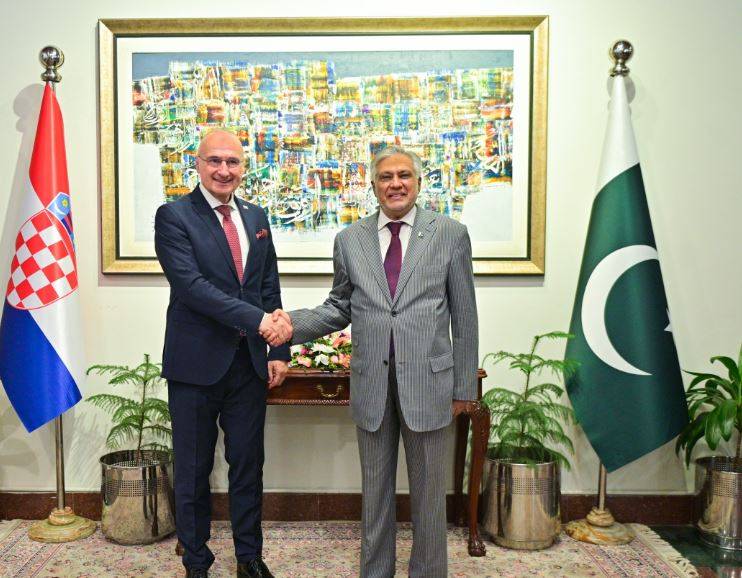 اسحاق ڈار سے کروشین وزیر خارجہ کی ملاقات، پاکستان اور کروشیا کے تعلقات مزید مضبوط بنانے پر اتفاق