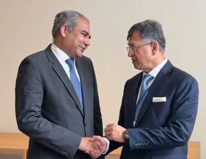 وفاقی وزیر داخلہ محسن نقوی کی بنگلہ دیشی ہم منصب سے ملاقات، سائبر کرائمز کے خلاف تعاون بڑھانے پر اتفاق
