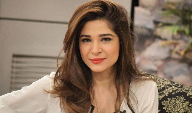 کراچی کے شہری مشکلات جھیلنے پر تمغے کے مستحق ہیں: عائشہ عمر
