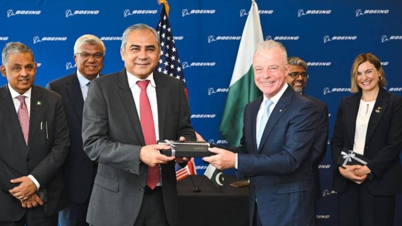 پی آئی اے کے بیڑے میں توسیع کے لیے پاکستان اور بوئنگ کے درمیان اہم پیش رفت