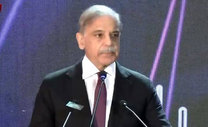 پاکستان کو اے آئی اور روبوٹکس کا علاقائی مرکز بنانا چاہتے ہیں، وزیراعظم شہباز شریف