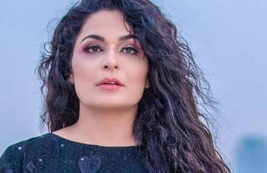 حکومتی فلم میں کام کروں تو 50 لاکھ روپے معاوضہ ملنا چاہیے: میرا