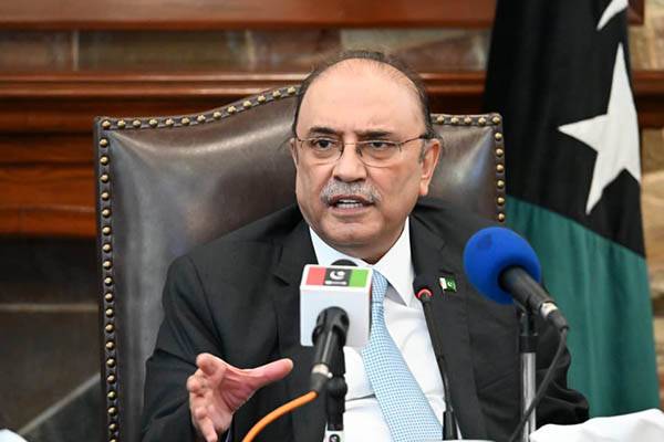 مکہ مشترکہ دفاعی معاہدہ خطے اور عالمی امن کے فروغ کی جانب اہم پیش رفت ہے، صدر آصف علی زرداری