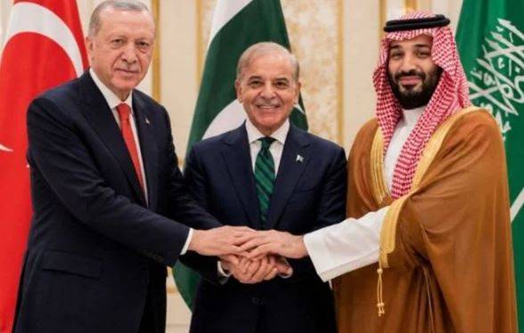 مکہ مشترکہ دفاعی معاہدے کا اسلامی ممالک کی جانب سے خیرمقدم، علاقائی امن کے لیے اہم قدم قرار