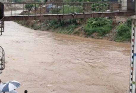 راولپنڈی اسلام آباد میں شدید بارش، نالہ لئی میں طغیانی، انخلا کا الرٹ جاری